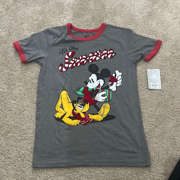 Disney Tis the season Mickey tshirt. New with tags. Size Medium 7/8